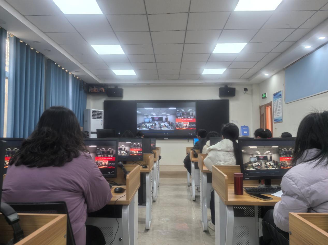 课堂观摩促成长,互学共研提质量 ——文化旅游学院教学质量提升系列活动之一